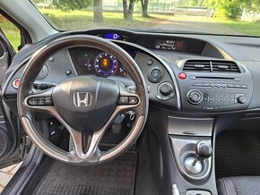 HONDA Civic 1.4i Vtec - 13