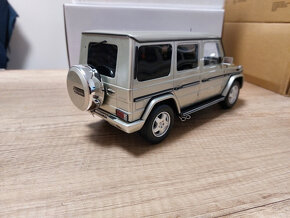 model auta Mercedes Benz G class 55 AMG Otto mobile 1:18 - 13