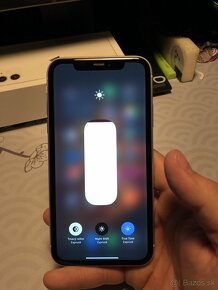 iPhone 11 white - 13