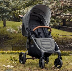 VALCO BABY Kočík športový Trend 4 Black Grey Marle - 13