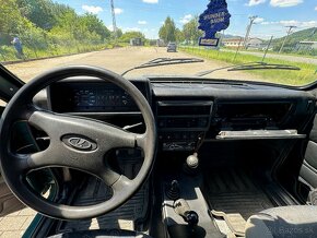 LADA NIVA 1.7i - 13