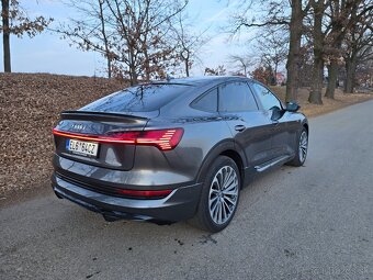 Audi etron s-line sportbeck 50 - 13