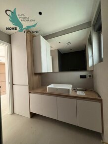 Novostavba apartmánu len 150m od mora s výhľadom na more na  - 13