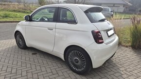 TOP Elektromobil Fiat 500e Icon 42 kWh nový model 2021 DPH - 13