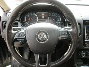 VW Touareg 3.0TDI 180kw LED GPS 11/2013 PANORAMA - 13