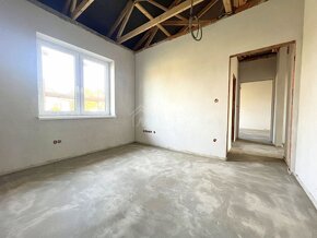 NOVOSTAVBA na predaj s pozem. 487m² Malé Bielice - 13