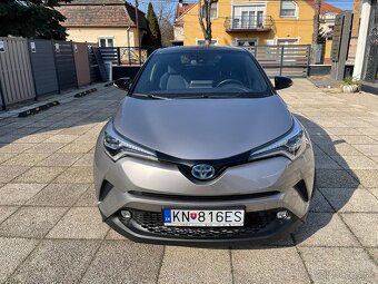 Toyota CHR Hybrid Selection - 13