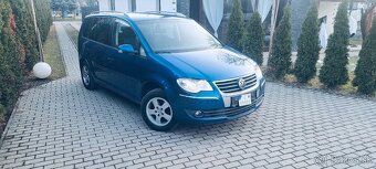 Volkswagen Touran 2.0 TDI XENON Higline - 13