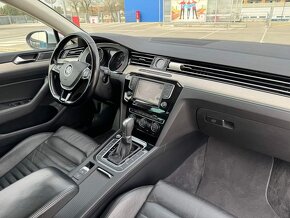 Volkswagen Passat Variant B8 1.8 TSI DSG Highline - 13