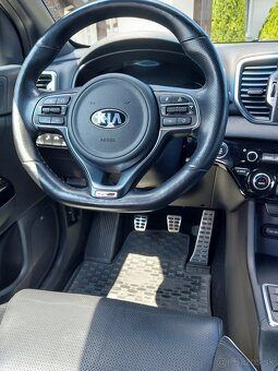 KIA SPORTAGE GT line - 13