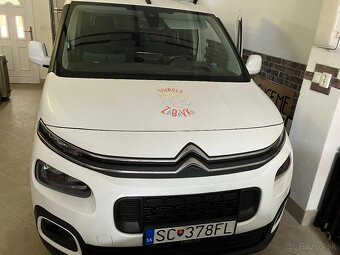 7 miestne Berlingo XL 2020 - 13