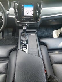 VOLVO V 90 2019”, 15 300 eur - ODPOČET DPH - 13