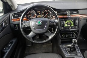 Škoda Superb Combi 2.0 TDI - 13