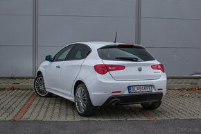 Alfa Romeo Giulietta 1.4 TB 2017 - 13