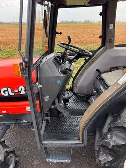 Japonský traktor KUBOTA GL 25 Diesel 3 válec, 25HP - 13