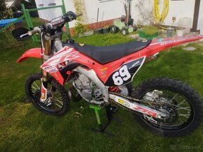 Honda CR250R - 13