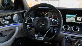 MERCEDES E63 S AMG FORMATIC+ - 13