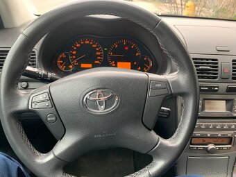 Toyota avensis - 13