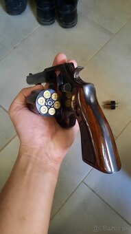 Revolver Taurus 82  38special - 13