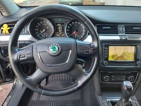 Škoda Superb Combi 2.0 TDI CR 140k Ambition - 13