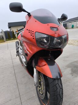 Honda cbr 900rr - 13