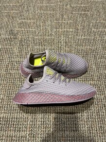 19x Dámské tenisky Adidas Deerupt - 13