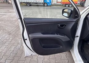 Hyundai i10 1.1i 49KW,KLIMA,NOVA STK, benzín manuál 49 kw - 13