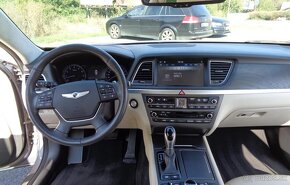 Hyundai Genesis 3.8 V6 4x4, Automat Elegance - 13