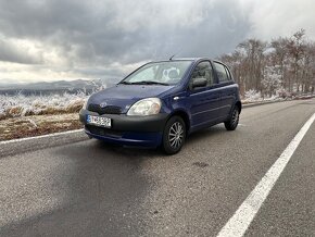 Toyota Yaris 1.0 VVTI - 13