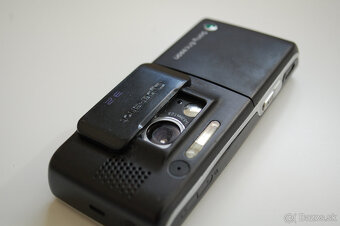 Sony Ericsson K800i - 13