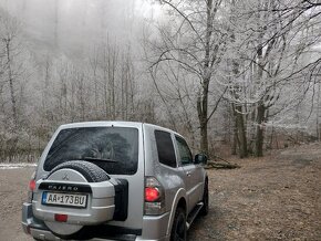 Mitsubishi Pajero 3.2 DiD 147KW AT/5 4x4 Uzávierka 2011 - 13