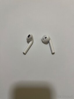 AirPods 1. Generácia - 13