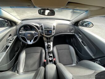 Chevrolet CRUZE 1.8 benzín 104kw 2013 - 13