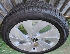 Atraktívna, originálna zimná sada VW- 5x112 r17 + 205/50 r17 - 13