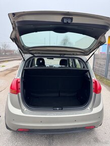 Kia Venga 1.6 benzín automat - 13