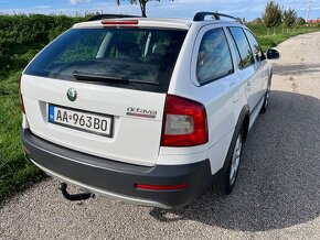 Škoda Octavia Combi 4x4 - 13