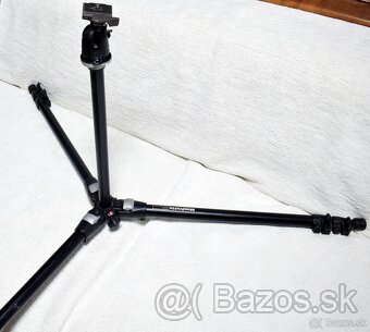 stativ znacky Manfrotto a Giottos, hlava Manfrotto - 13