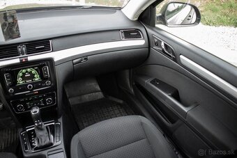 Škoda Superb Combi 2.0 TDI CR 140k Ambition DSG - 13