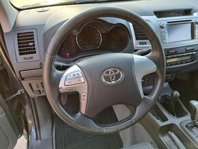 Toyota Hilux Double Cab 3,0 D-4D AT 4x4 - 13