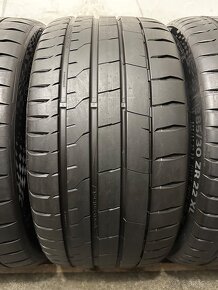 Nepoužitá letná sada Audi RS6 - 5x112 R22 , 285/30/22 - 13