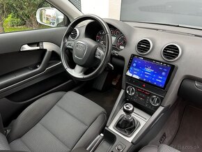 Audi A3 Sportback 2.0 TDI DPF Ambiente - 13