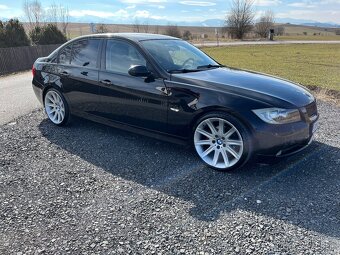 BMW e90 320D - 13