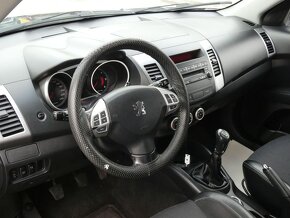 Peugeot 4007 2.2 HDI polokůže, 4x4, 7 míst - 13