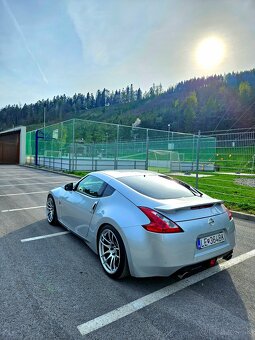 Nissan 370z  /3.7 V6 / 2014 /automat / - 13