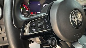 Alfa Romeo Stelvio 2.2 JTD 190k TI AWD A/T - 13