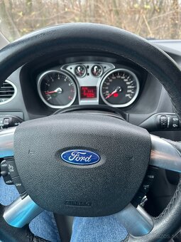 Aúto ford focus 159000km 12/2011 - 13