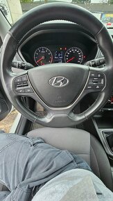 Hyundai i20 - 13