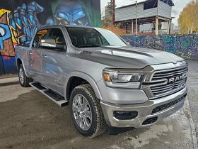 Dodge RAM Laramie 5.7L V8 295kw HEMI 4WD A/T - 13