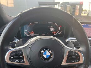 BMW rad 3 M 320i xDrive A/T - 13