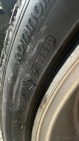 225/45R17 zima - 13